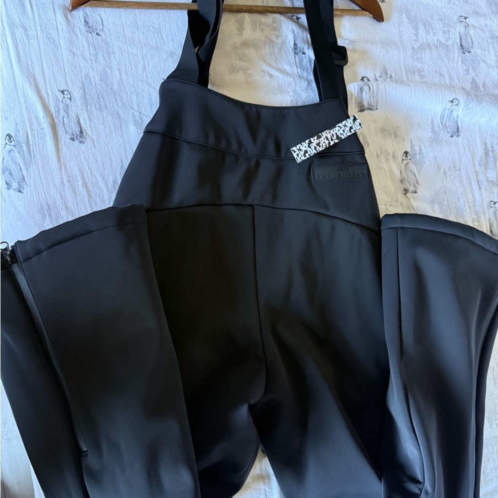 Black Bib Overalls Jumpsuit